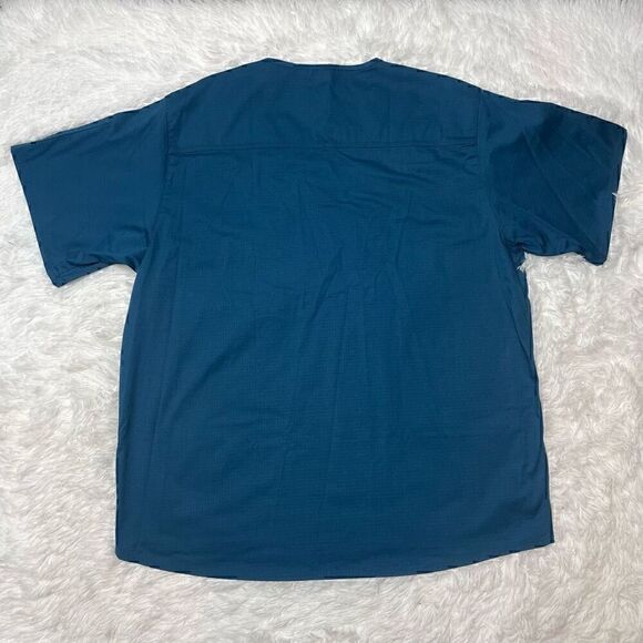 Carhartt Scrub Top Size XL Blue Modern Fit Rugged Flex Pockets Vneck NEW - Picture 7 of 8